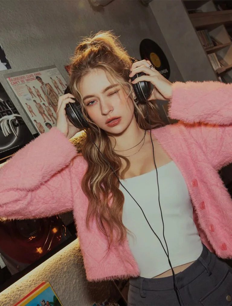 Argyle Mohair Cardigan pink front 3