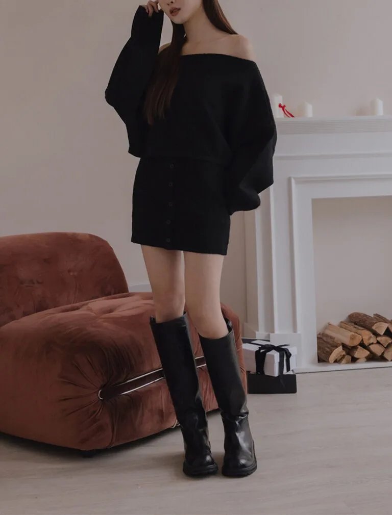 Button Knit Skirt black front 1