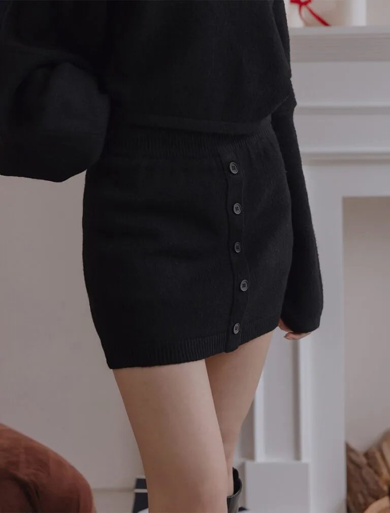 Button Knit Skirt black front