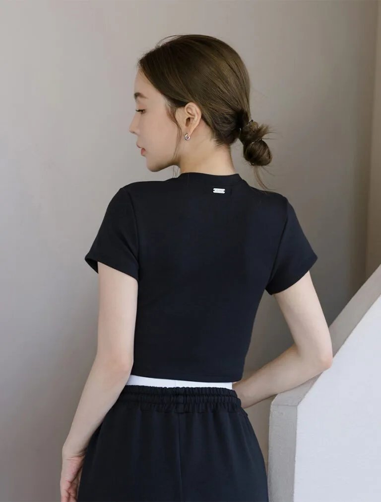 Front Center Seam T-shirt Black back