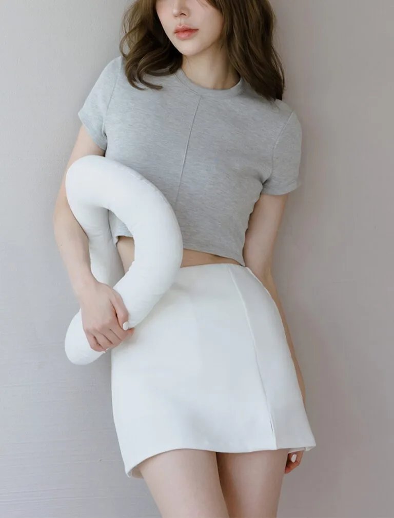 Front Center Seam T-shirt heather grey front 2