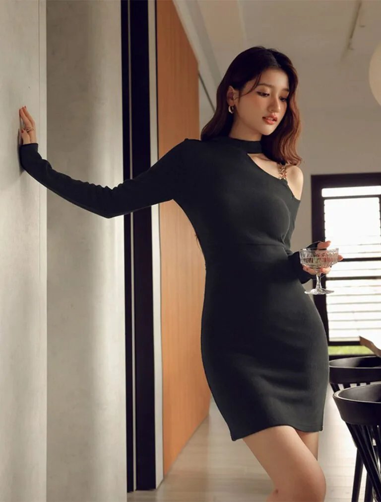 Gold Chain One Shoulder Bodycon Mini Dress black front 1