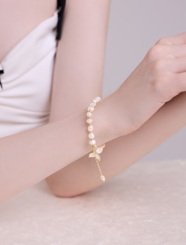 Pearl Mermaid Tail Bracelet front 2