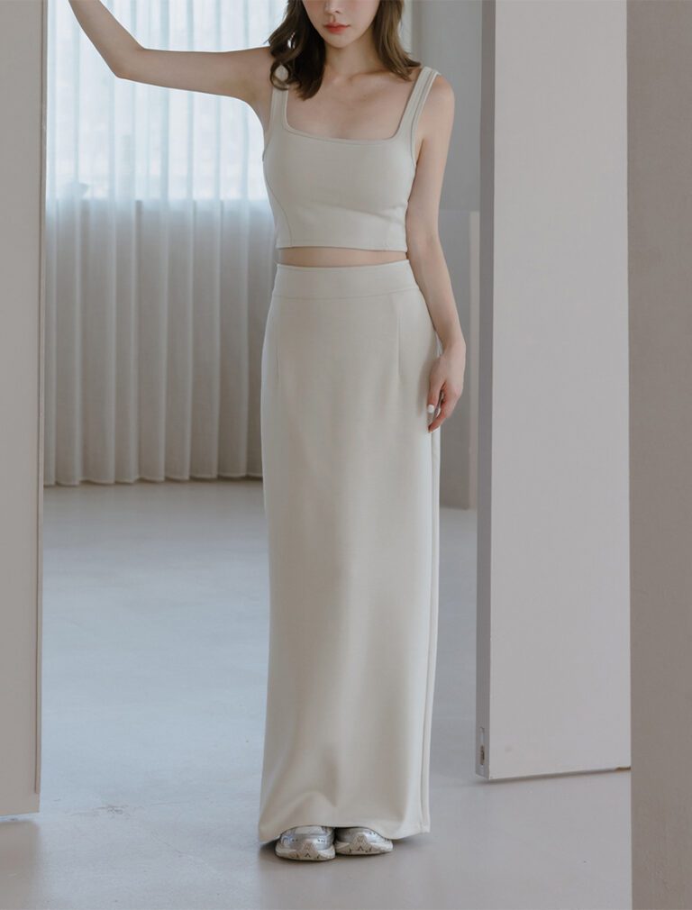 Rear Slit Maxi Skirt foggy grey front 1