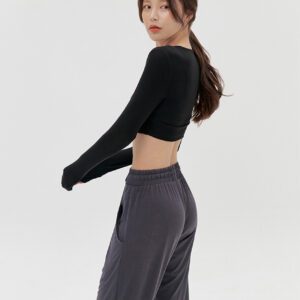 Aura Cross Flow Top black back