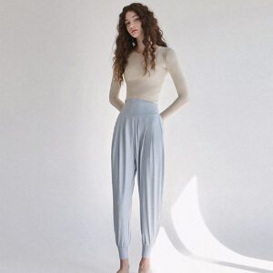 Breezy Joggers ice blue front
