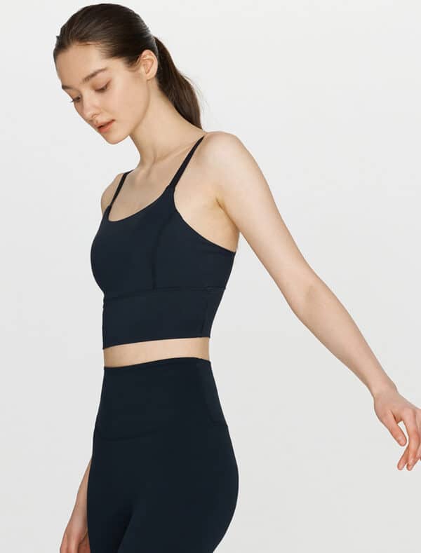 Cutout Back sports bra black front