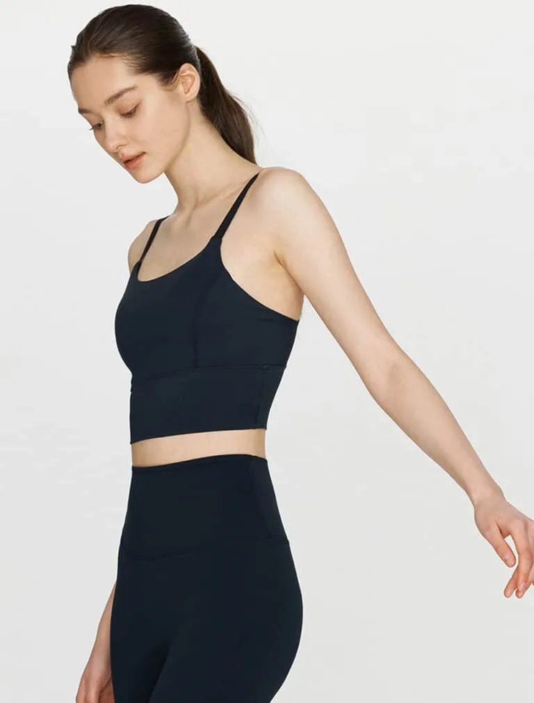 Cutout Back sports bra black front