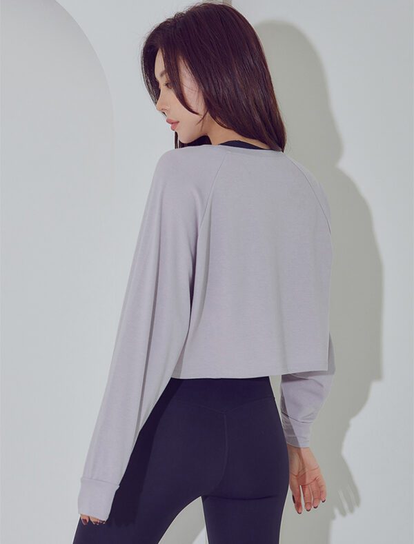 Essential Long sleeve crop top light purple back