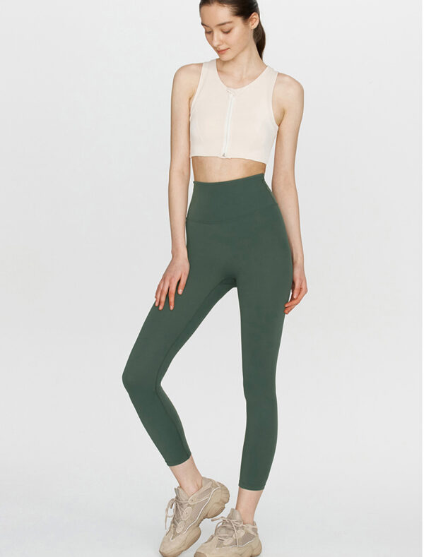 High-rise legging green front