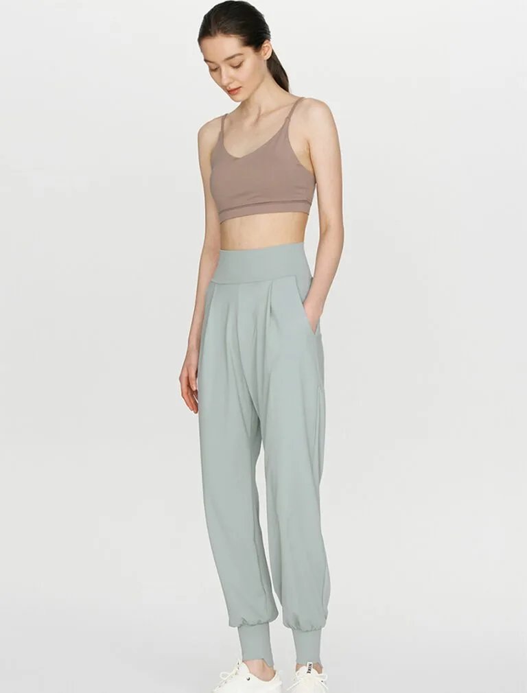 Studio Joggers ice blue front