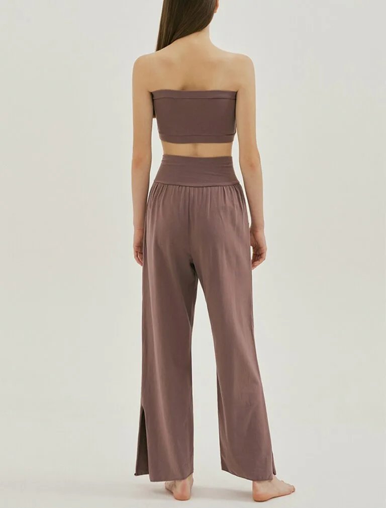 Studio pants burgundy back