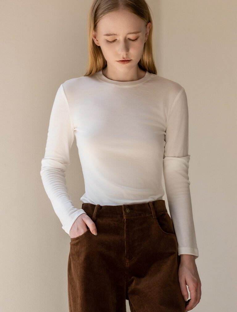 Tencel Round-Neck Base Layer top white front