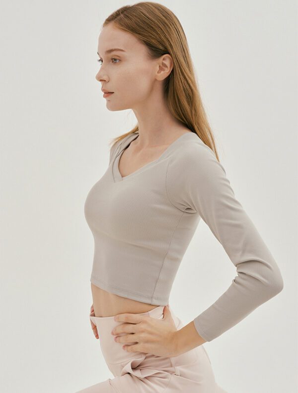 V-Neck Solid Color Sports Top milky grey side