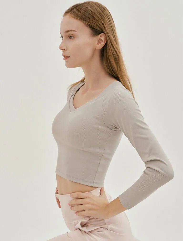 V-Neck Solid Color Sports Top milky grey side