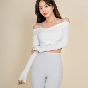Zenith Balance Crop Top white front